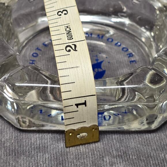 Vintage NYC Hotel Commodore New York Ship Art Deco Square Glass Ashtray - Picture 5 of 7